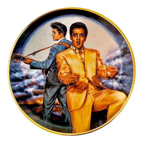 Elvis Presley Memorabilia 
Rockin' In The Moonlight' Porcelain Plate - Picture 1 of 12